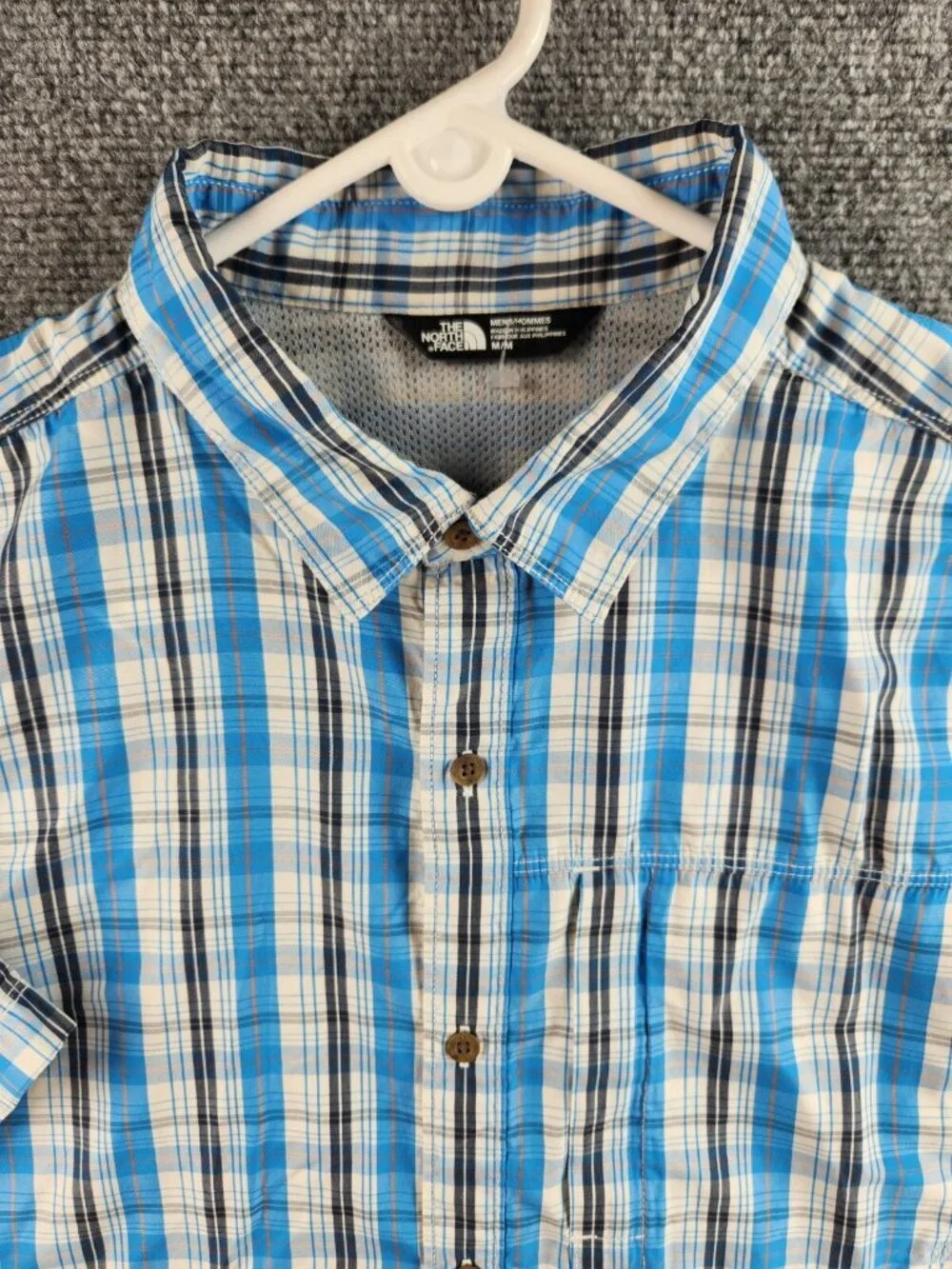 The North Face Short Sleeve Blue Plaid Outdoors Hiking Button Up Shirt Medium